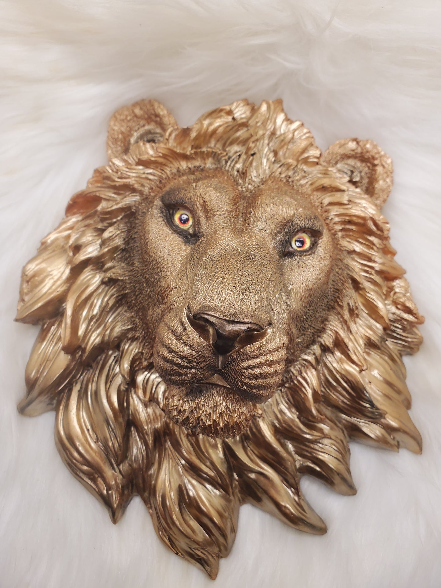 RESIN LION HEAD