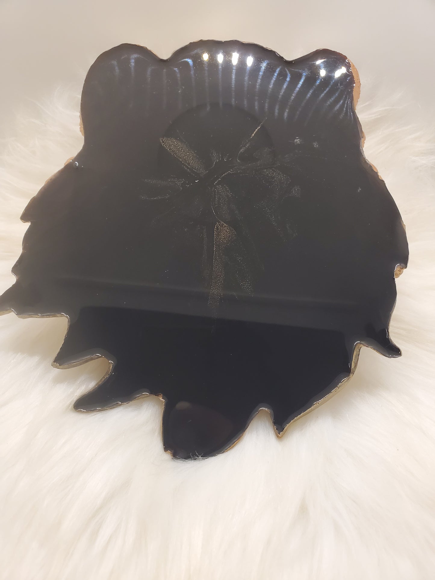 RESIN LION HEAD